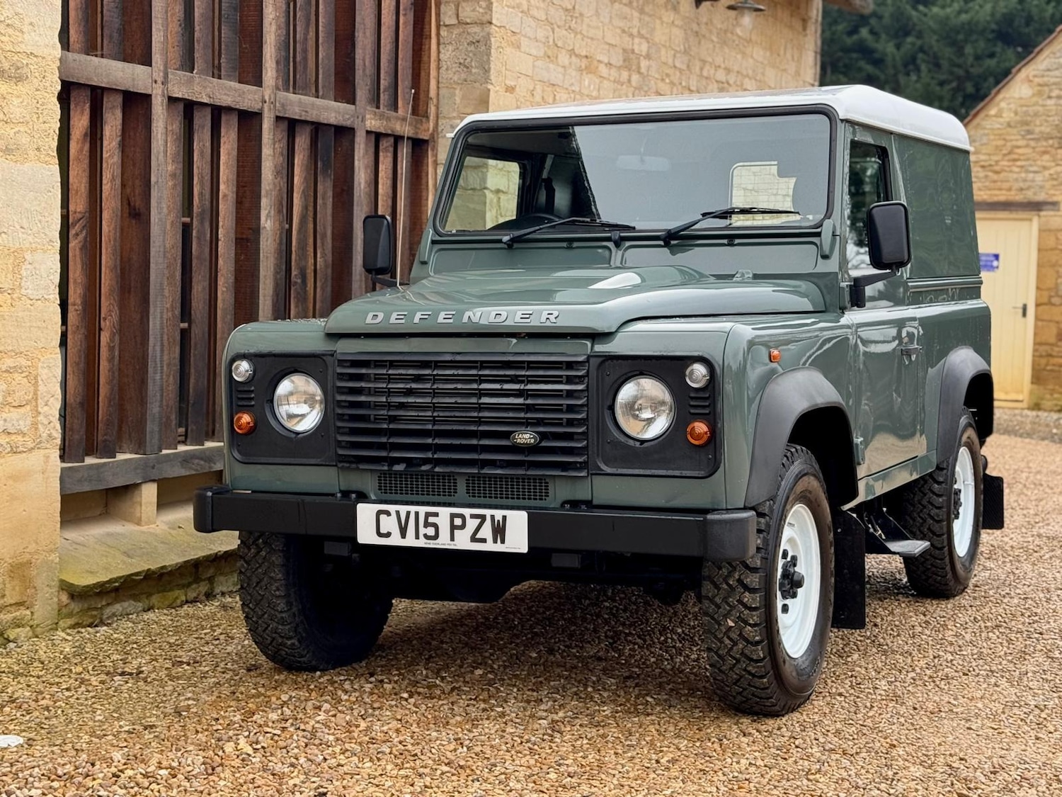 Used Land Rover Defender 2015 for sale - 77517586: Photo 6