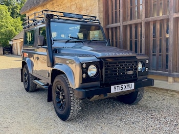 Used Land Rover Defender 2015 for sale - 79420997: Photo