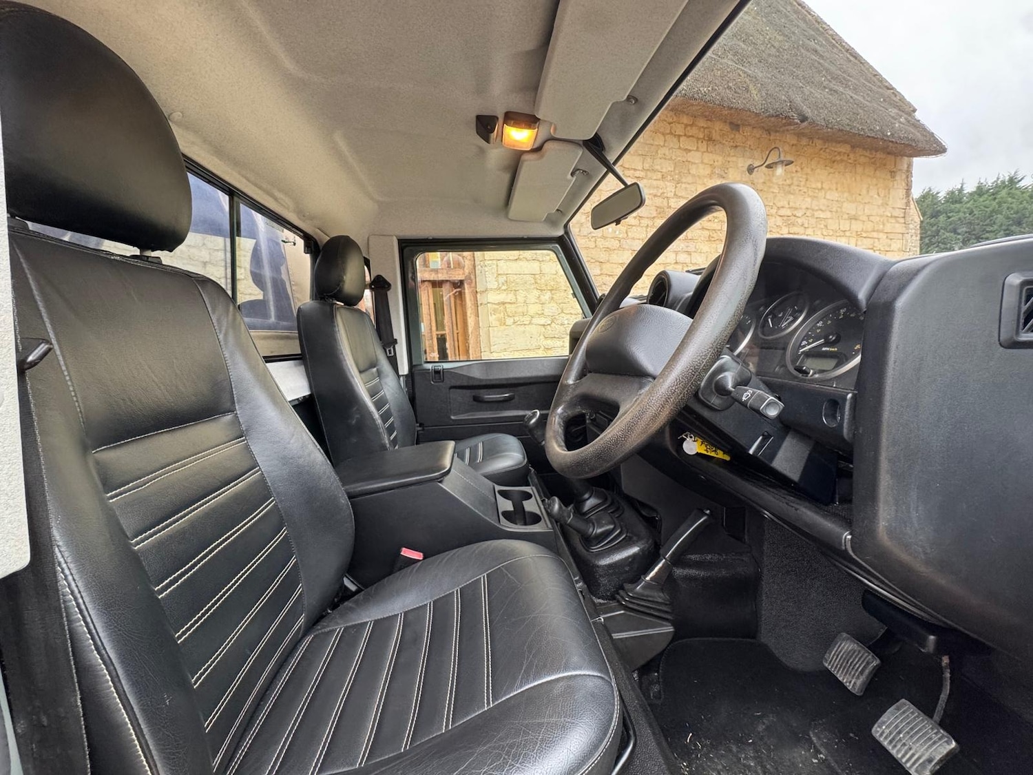 Used Land Rover Defender 2014 for sale - 77375827: Photo 11