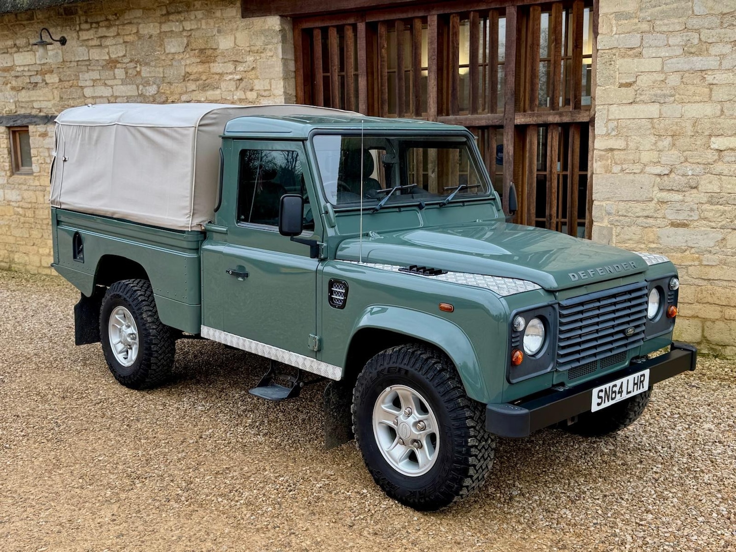 Used Land Rover Defender 2014 for sale - 77375827: Photo 3