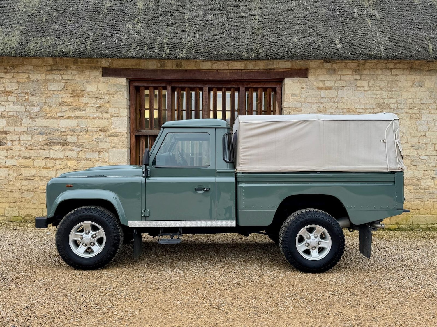 Used Land Rover Defender 2014 for sale - 77375827: Photo 7