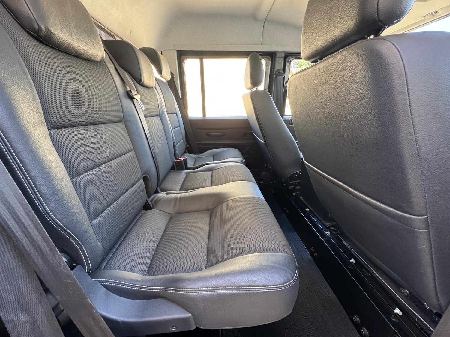 Used Land Rover Defender 2014 for sale - 77570415: Photo 12