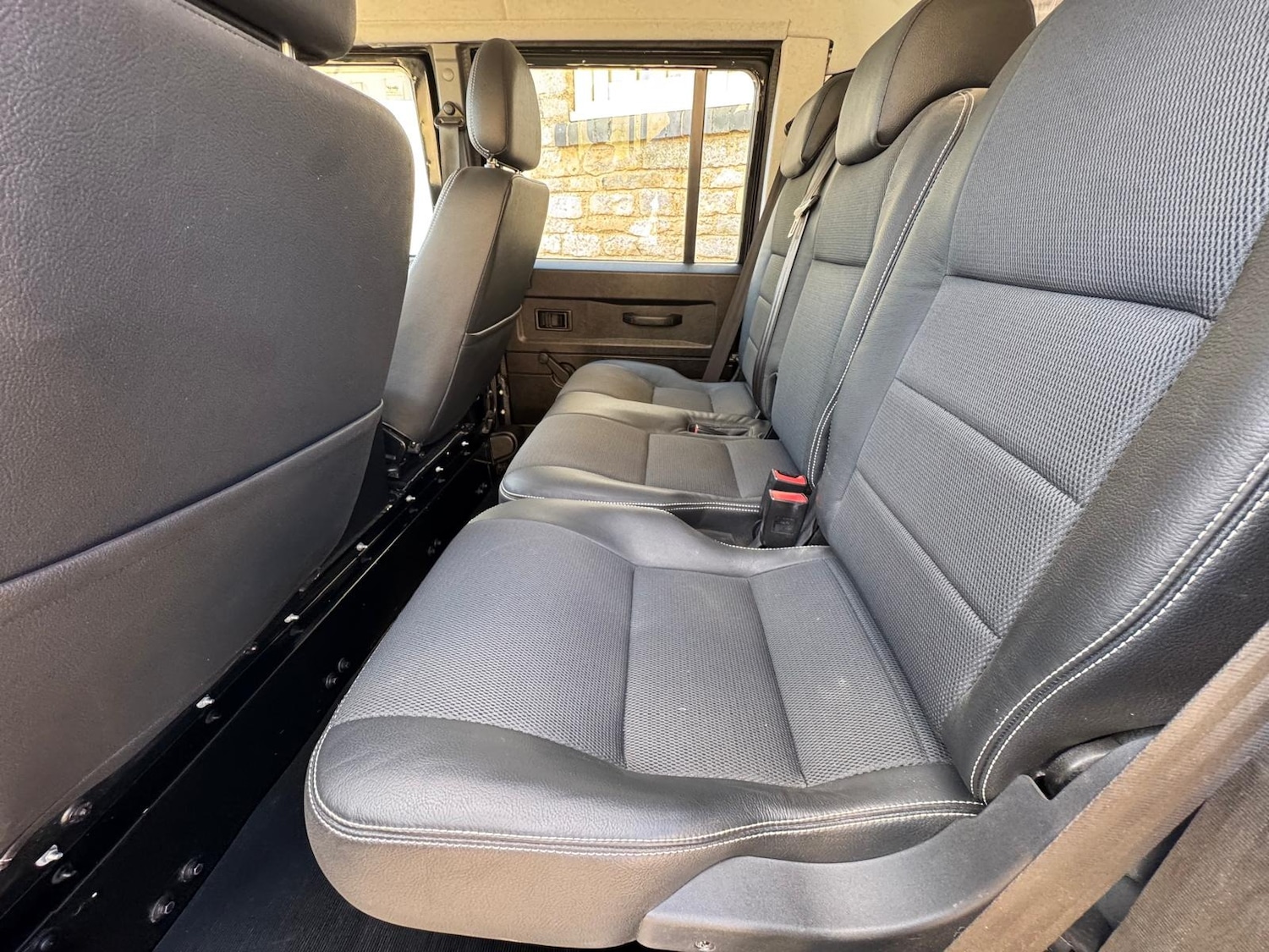 Used Land Rover Defender 2014 for sale - 77570415: Photo 13