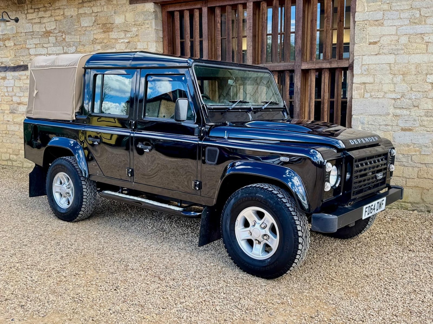 Used Land Rover Defender 2014 for sale - 77570415: Photo 4