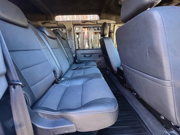 Used Land Rover Defender 2016 for sale - 75584606: Photo 15