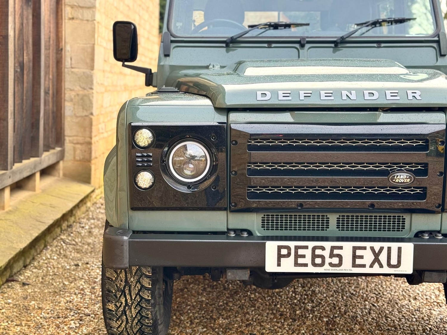 Used Land Rover Defender 2015 for sale - 77270790: Photo 4
