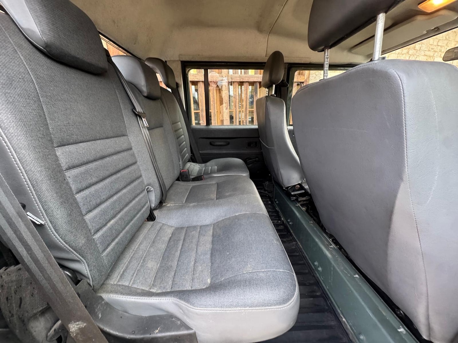 Used Land Rover Defender 2015 for sale - 77270790: Photo 9