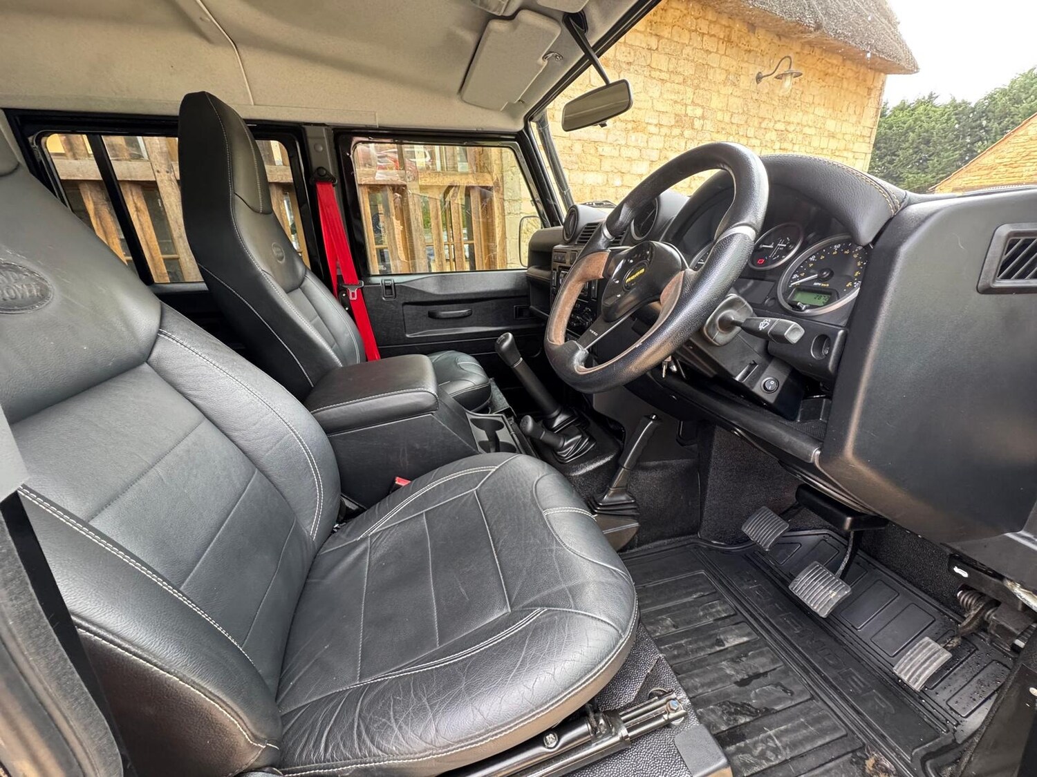 Used Land Rover Defender 2015 for sale - 75983656: Photo 13