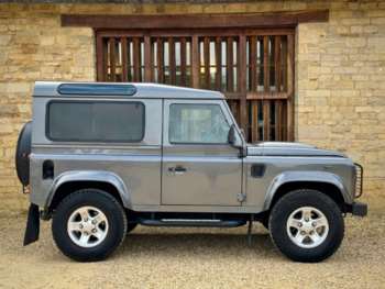 Used Land Rover Defender 2015 for sale - 73525109: Photo
