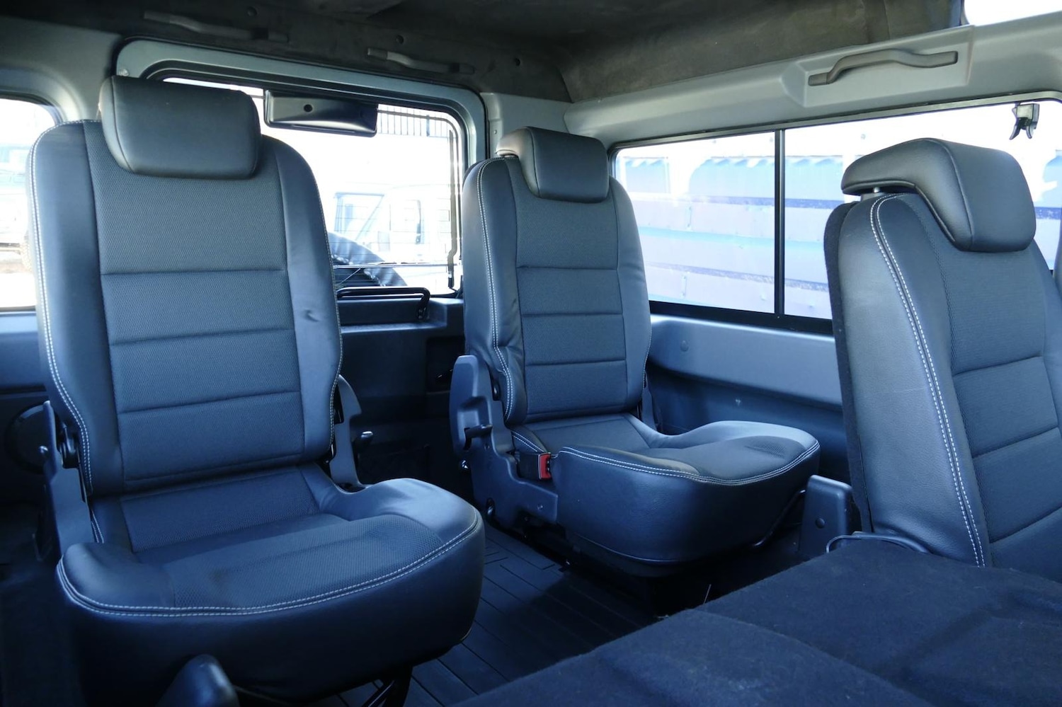 Used Land Rover Defender 2014 for sale - 77285880: Photo 14