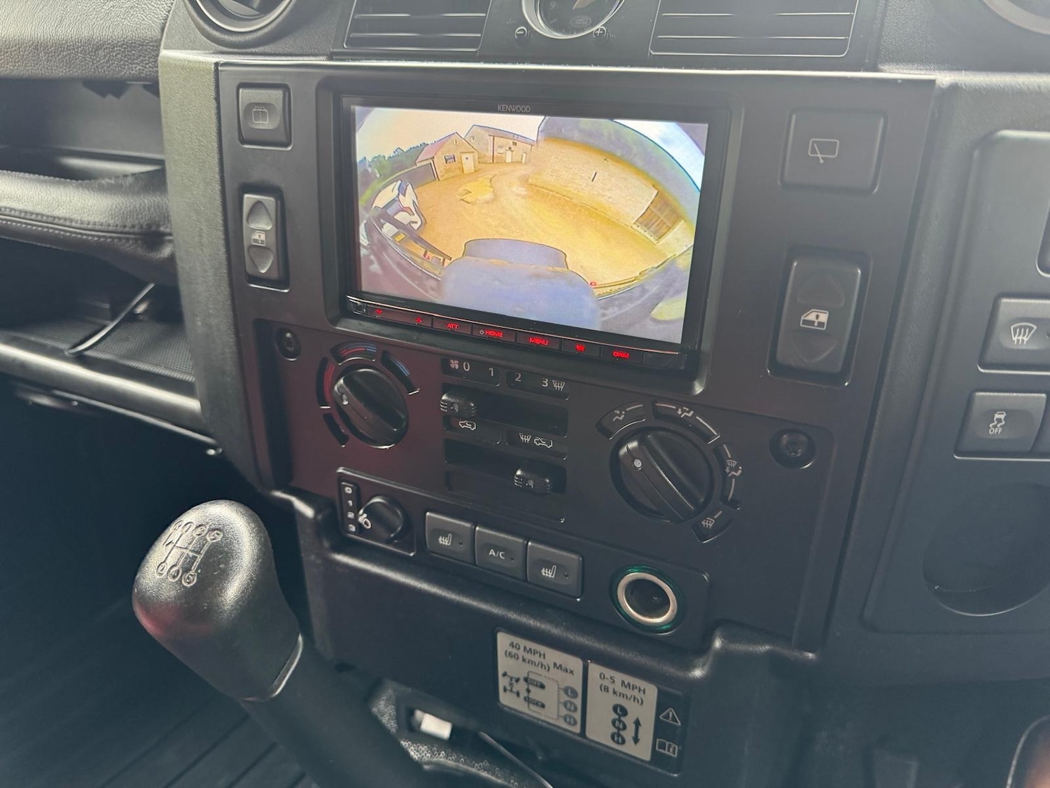 Used Land Rover Defender 2014 for sale - 76568692: Photo 11