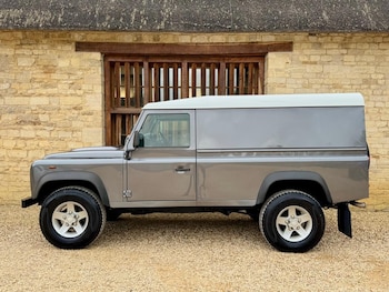 Used Land Rover Defender 2014 for sale - 75584853: Photo