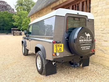 Used Land Rover Defender 2014 for sale - 75584853: Photo