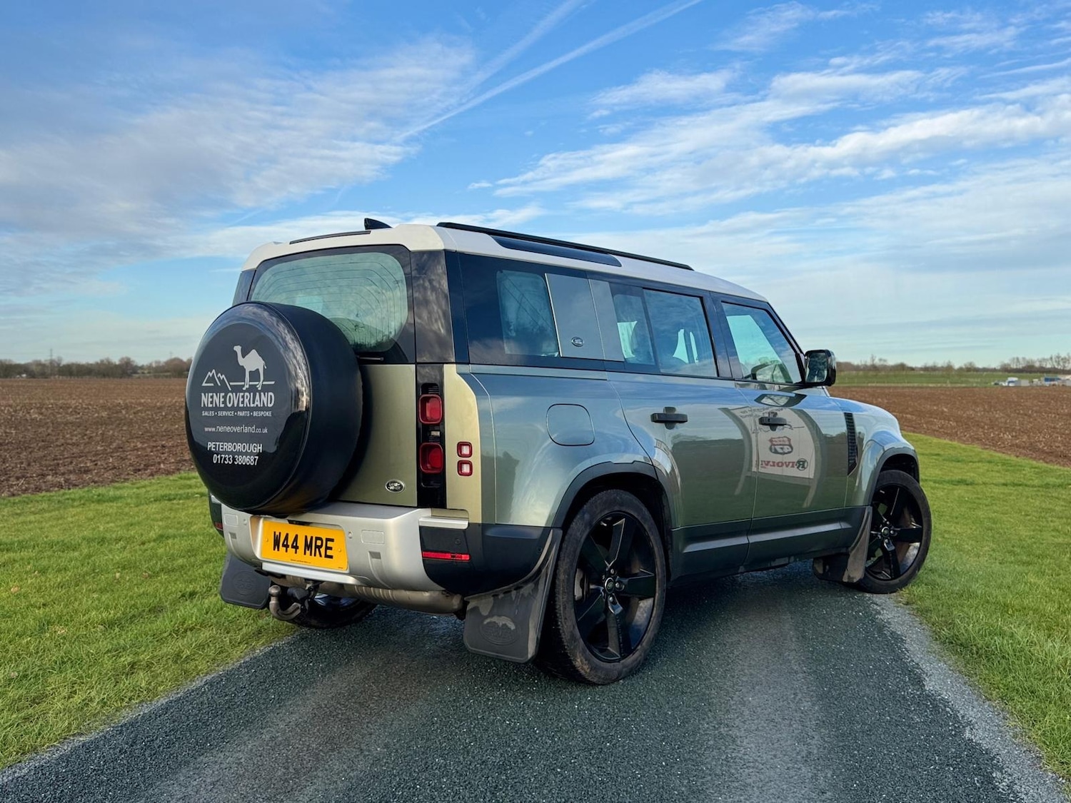 Used Land Rover Defender 2020 for sale - 77115949: Photo 16