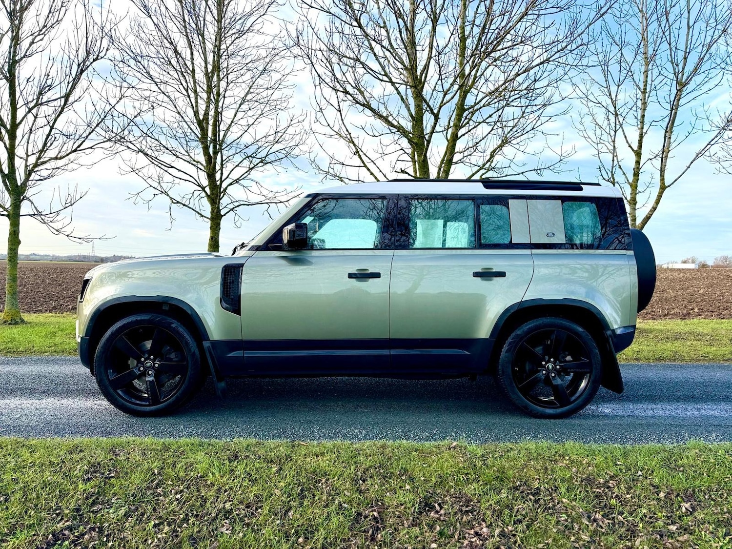 Used Land Rover Defender 2020 for sale - 77115949: Photo 17