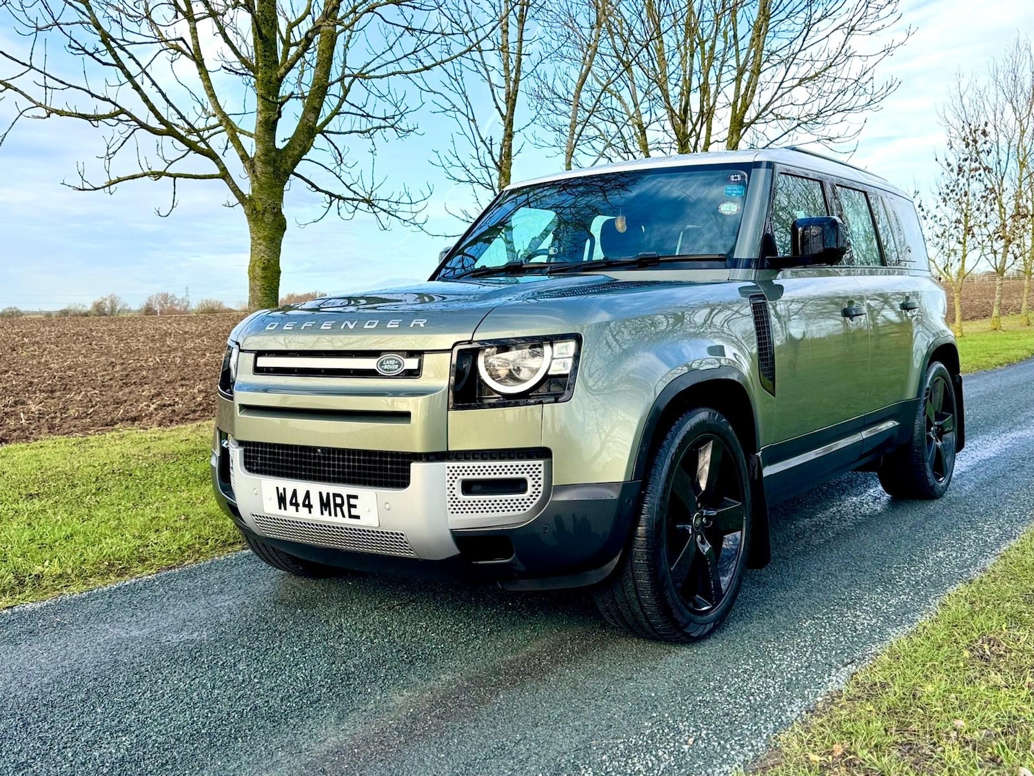 Used Land Rover Defender 2020 for sale - 77115949: Photo 2
