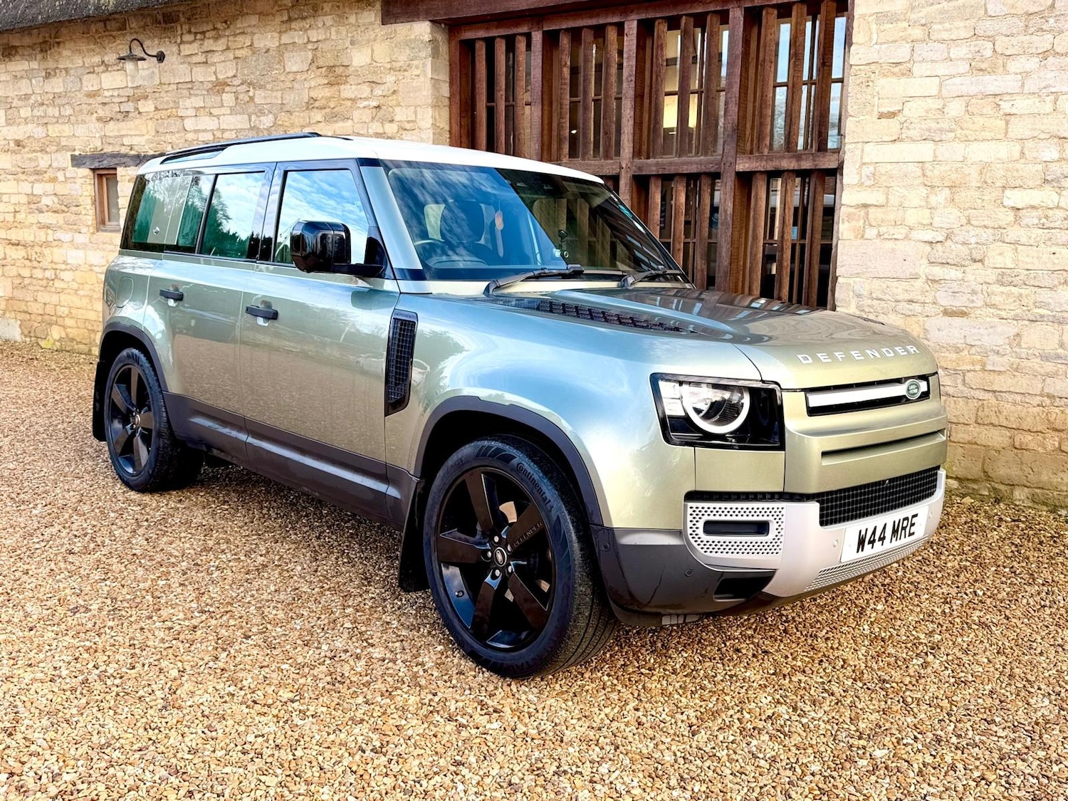 Used Land Rover Defender 2020 for sale - 77115949: Photo 7