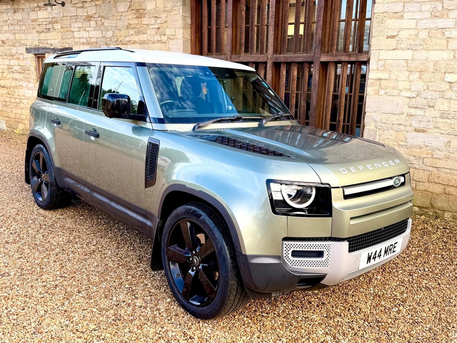 Used Land Rover Defender 2020 for sale - 77115949: Photo 8