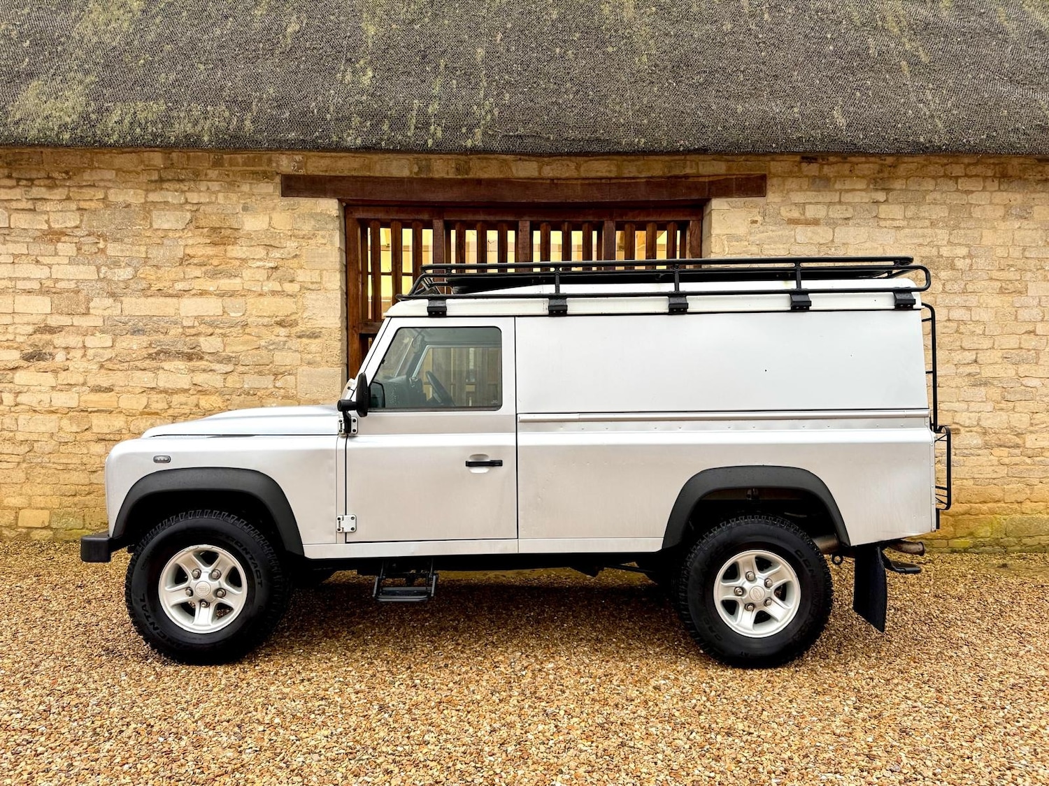 Used Land Rover Defender 2015 for sale - 76821993: Photo 3