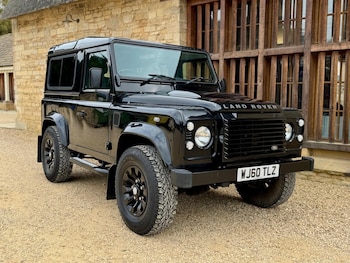 Used Land Rover Defender 2010 for sale - 75584650: Photo
