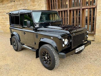 Used Land Rover Defender 2010 for sale - 75584650: Photo