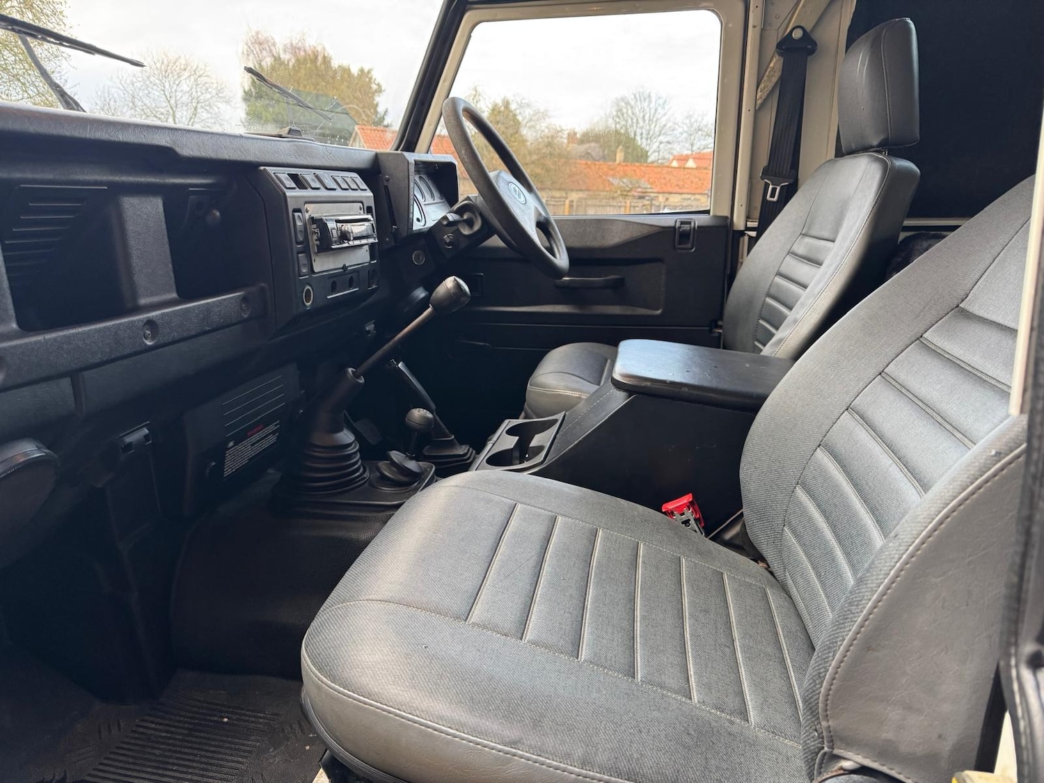 Used Land Rover Defender 2005 for sale - 76946661: Photo 10