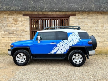Used Toyota FJ Cruiser  for sale - 75496985: Photo