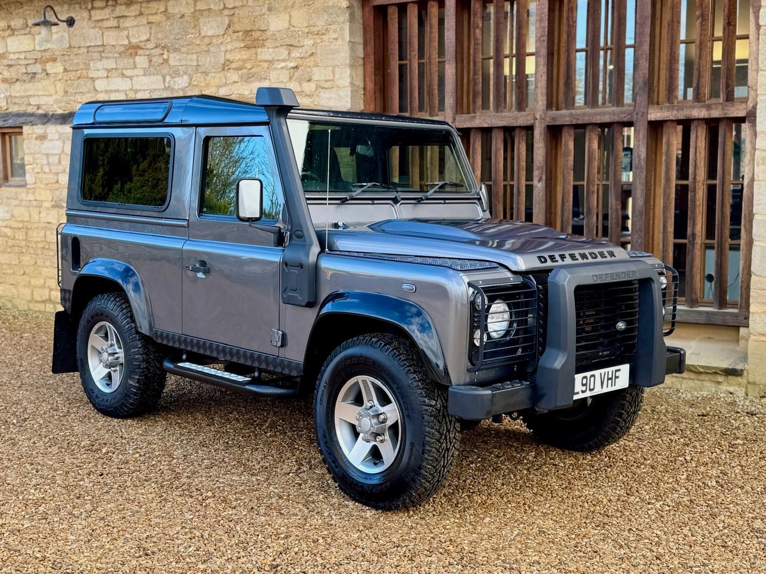 Used Land Rover Defender 2016 for sale - 77210933: Photo 3