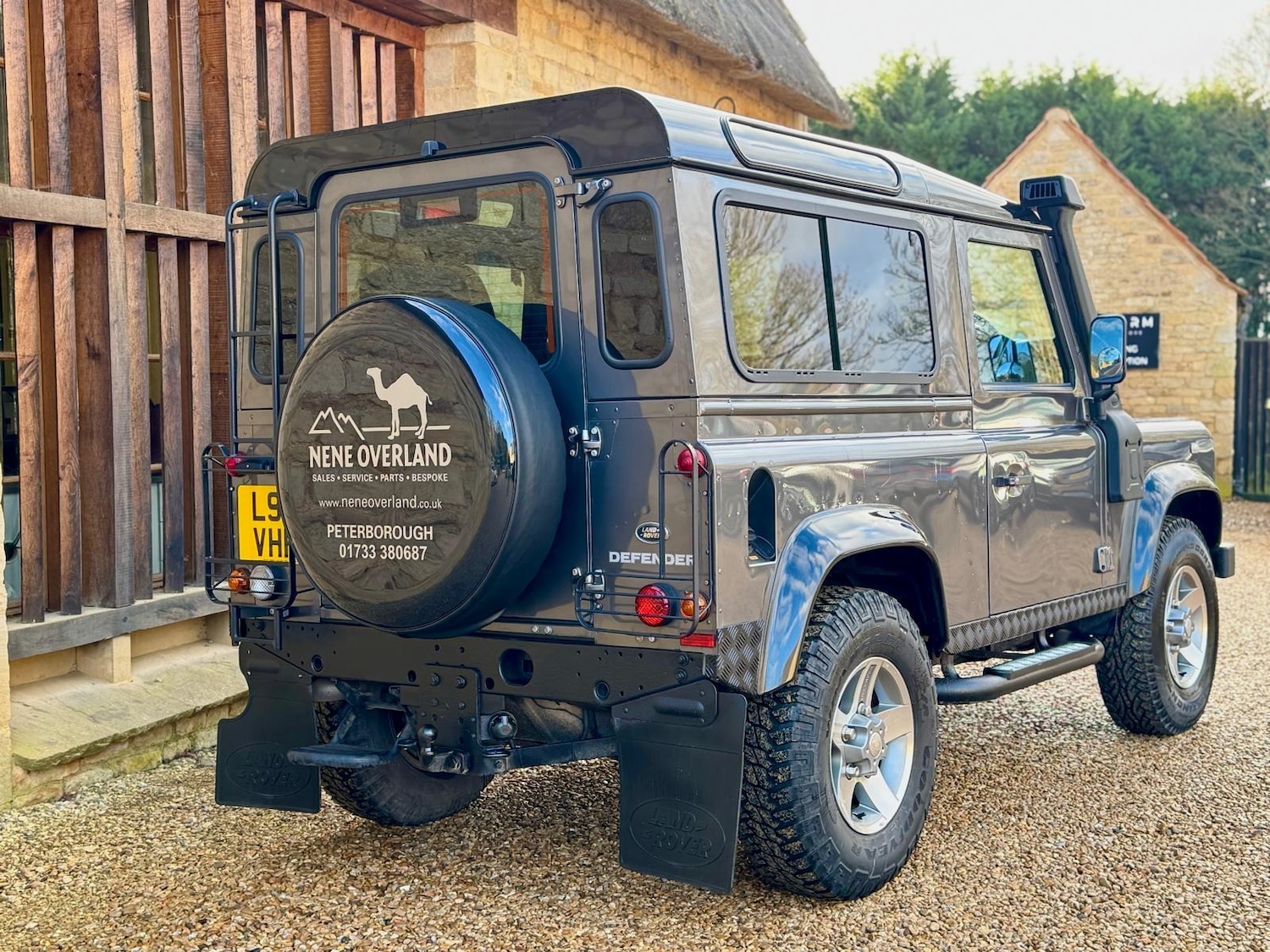 Used Land Rover Defender 2016 for sale - 77210933: Photo 6