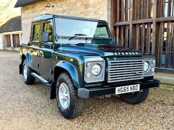 Land Rover Defender feature image