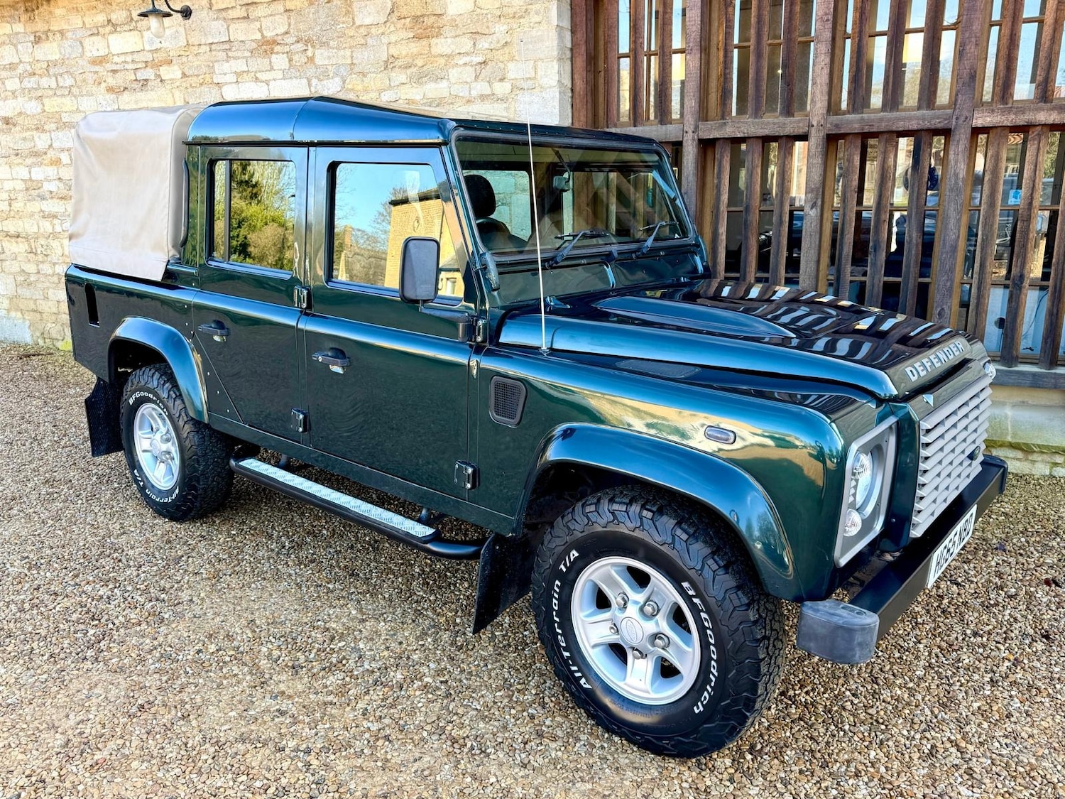 Used Land Rover Defender 2016 for sale - 77375845: Photo 3