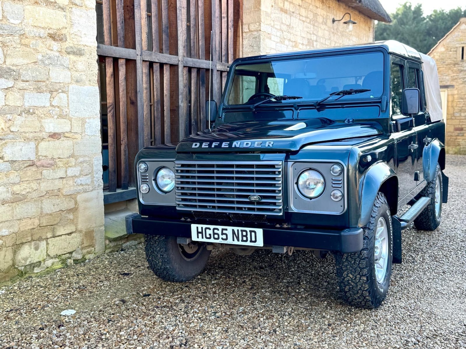 Used Land Rover Defender 2016 for sale - 77375845: Photo 8