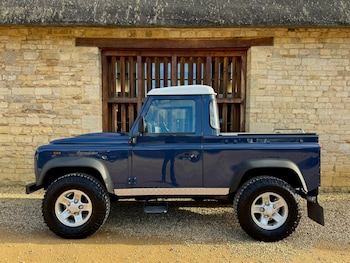 Used Land Rover Defender 2013 for sale - 76450050: Photo