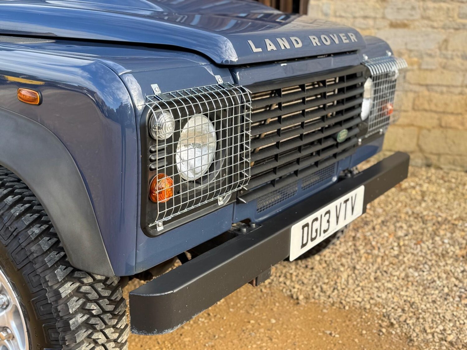 Used Land Rover Defender 2013 for sale - 76450050: Photo 3