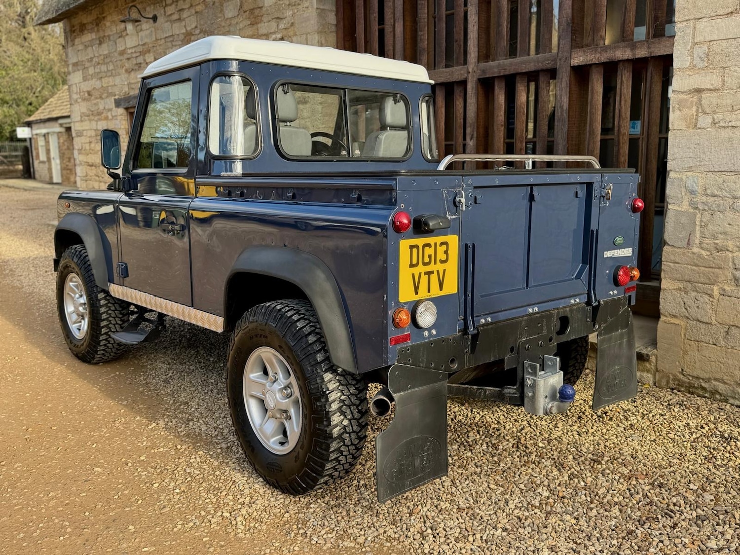 Used Land Rover Defender 2013 for sale - 76450050: Photo 8