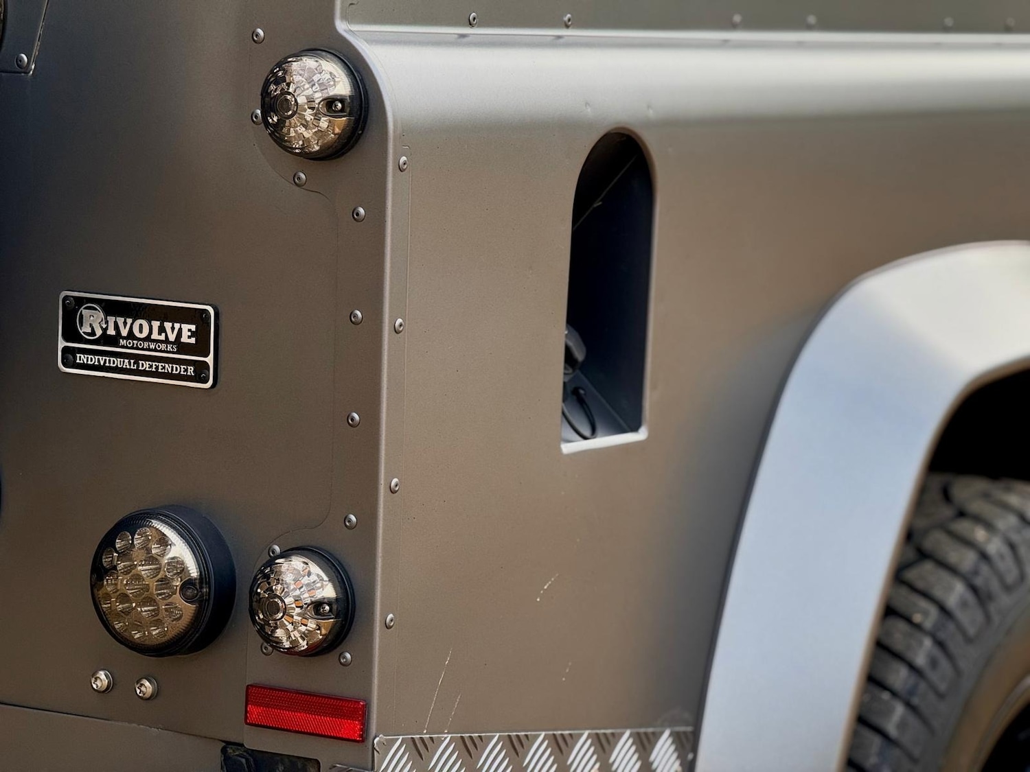 Used Land Rover Defender 2015 for sale - 77462059: Photo 6