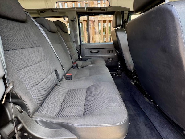 Used Land Rover Defender 2012 for sale - 76233852: Photo 15