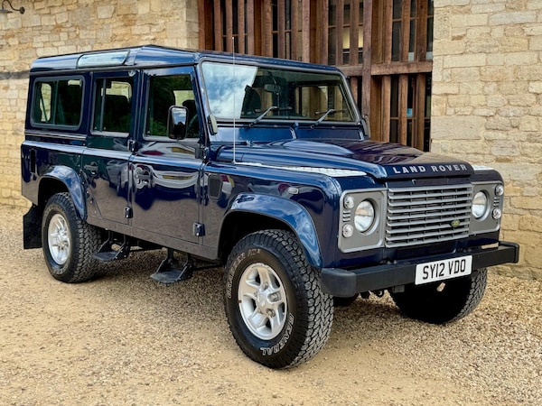 Used Land Rover Defender 2012 for sale - 76233852: Photo 1
