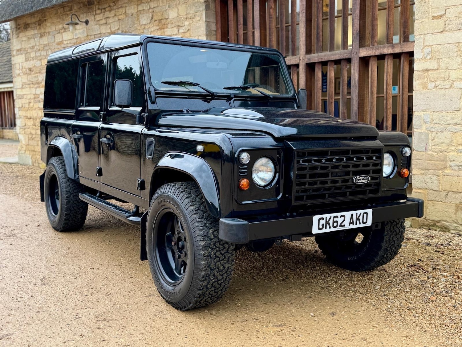 Used Land Rover Defender 2021 for sale - 76463986: Photo 1