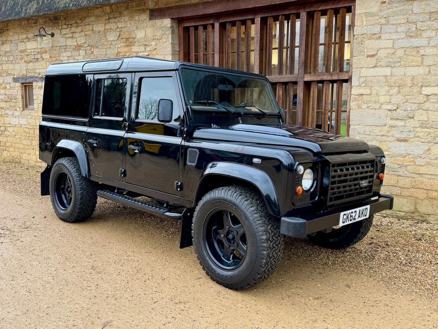 Used Land Rover Defender 2021 for sale - 76463986: Photo 11