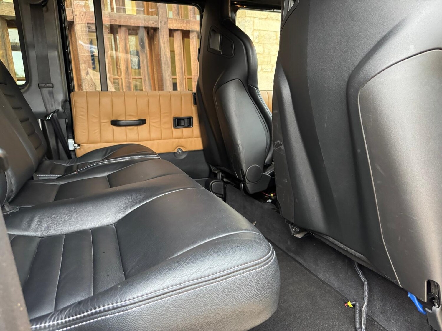 Used Land Rover Defender 2021 for sale - 76463986: Photo 17