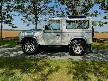 Used Land Rover Defender 2014 for sale - 78667514: Photo