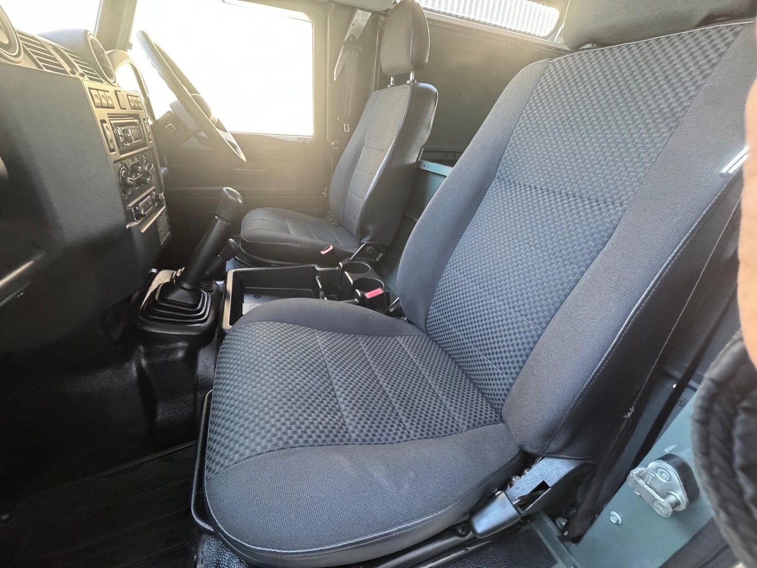 Used Land Rover Defender 2013 for sale - 76652938: Photo 13