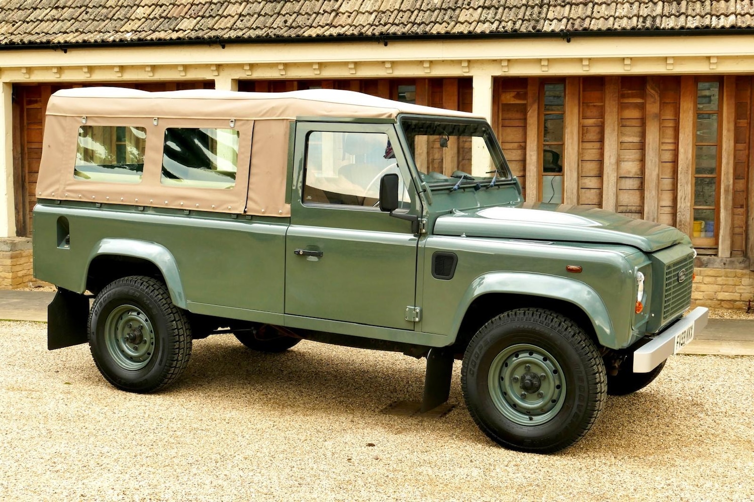 Used Land Rover Defender 2013 for sale - 76652938: Photo 31