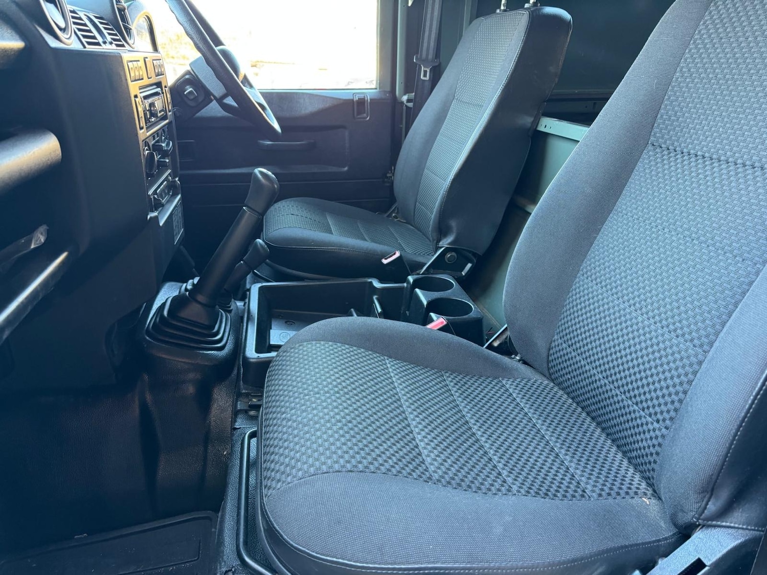 Used Land Rover Defender 2013 for sale - 76652938: Photo 45