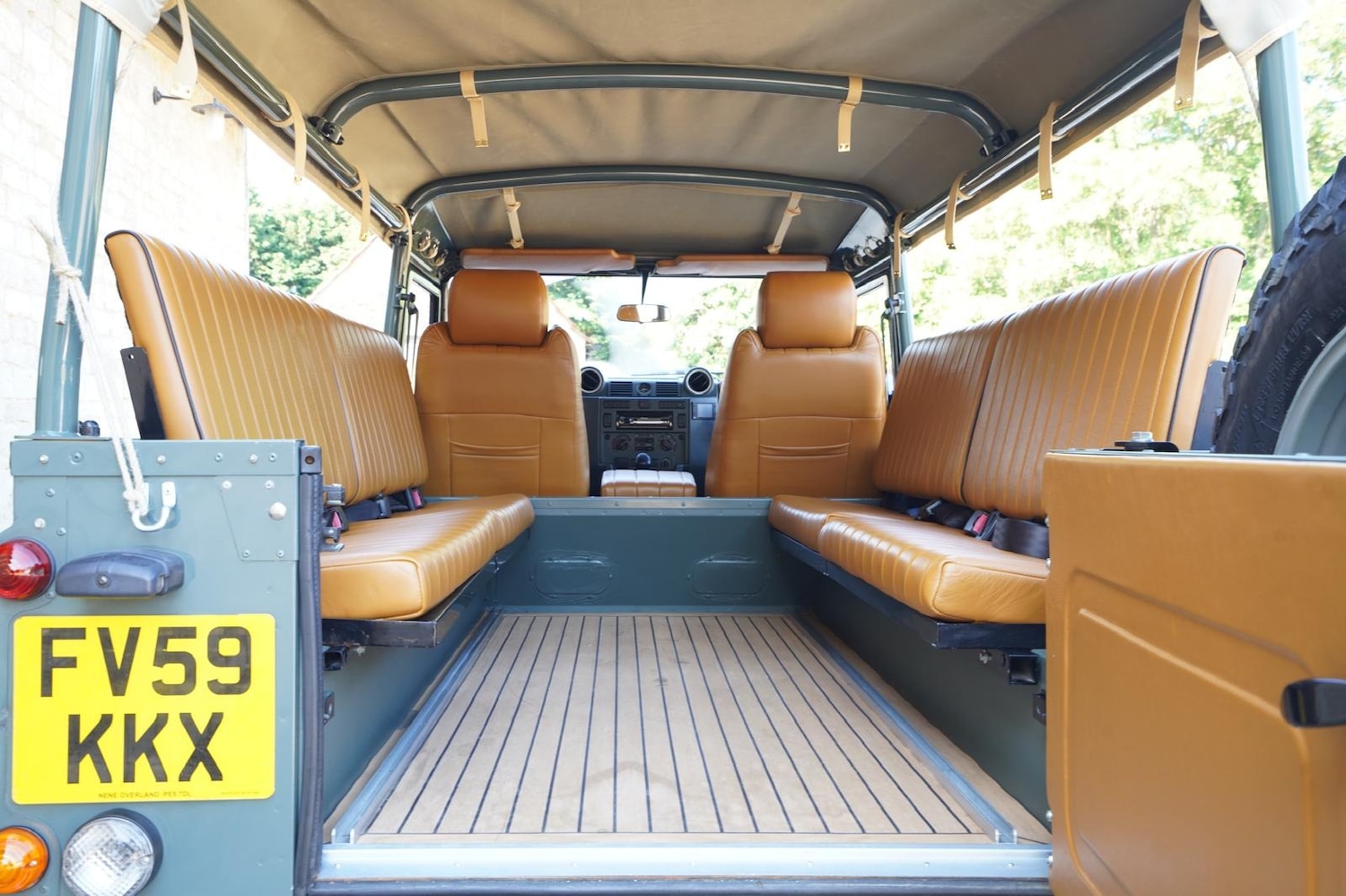 Used Land Rover Defender 2013 for sale - 76652938: Photo 9