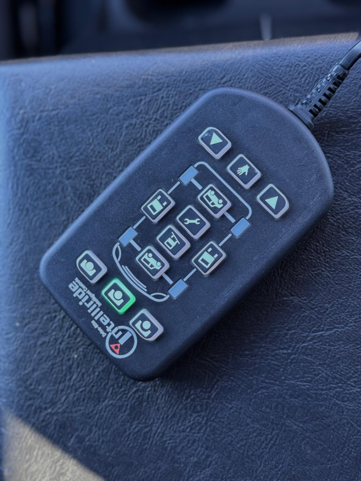 Used Land Rover Defender 2015 for sale - 77950962: Photo 14