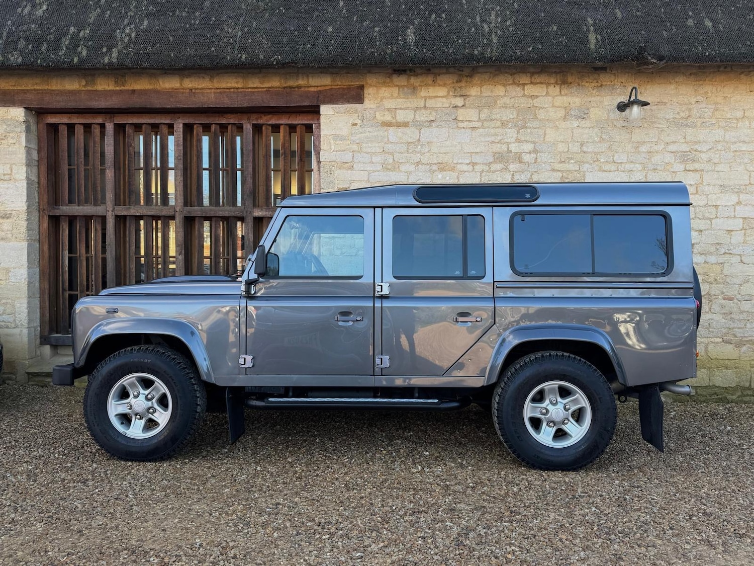 Used Land Rover Defender 2015 for sale - 77950962: Photo 3