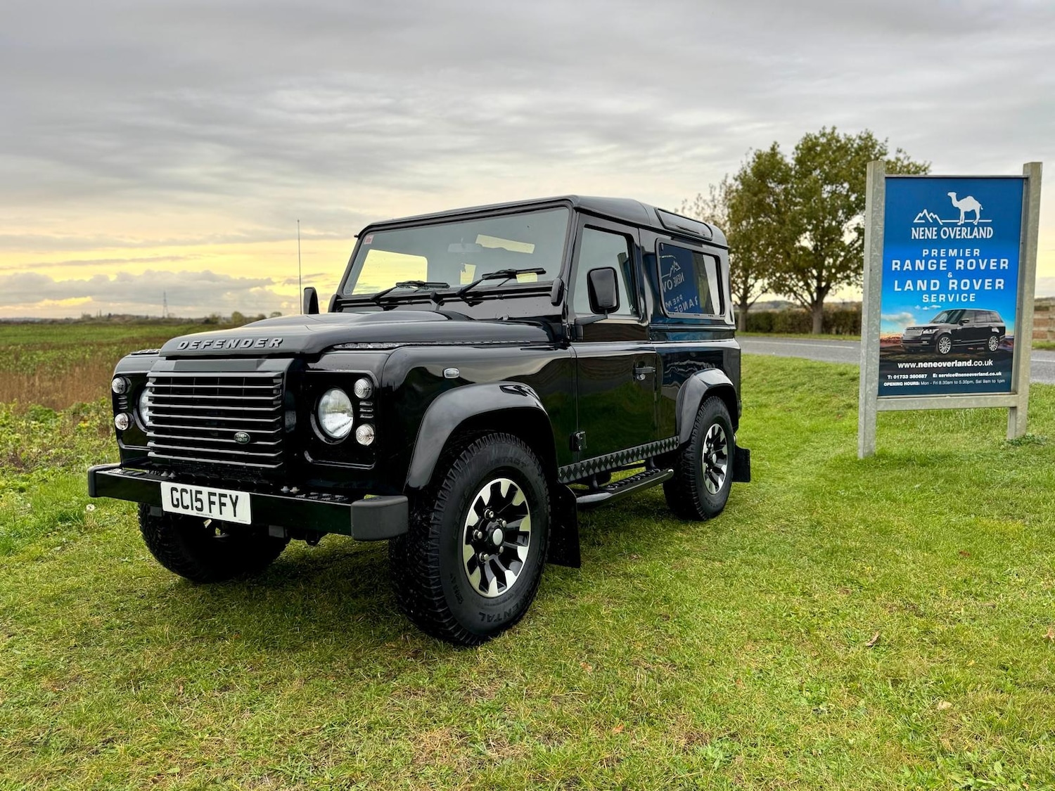 Used Land Rover Defender 2015 for sale - 76450313: Photo 16