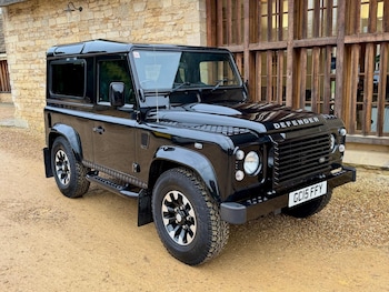 Used Land Rover Defender 2015 for sale - 76450313: Photo